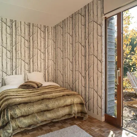 Ecolodge Le Bruit De L'eau Bed and Breakfast 2*