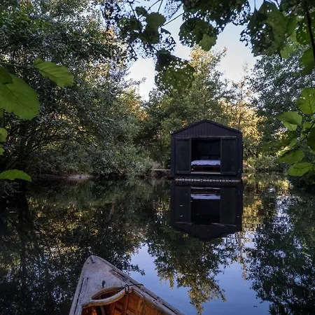 Ecolodge Le Bruit De L'eau 住宿加早餐酒店
