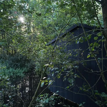 Ecolodge Le Bruit De L'eau Bed & Breakfast 2*