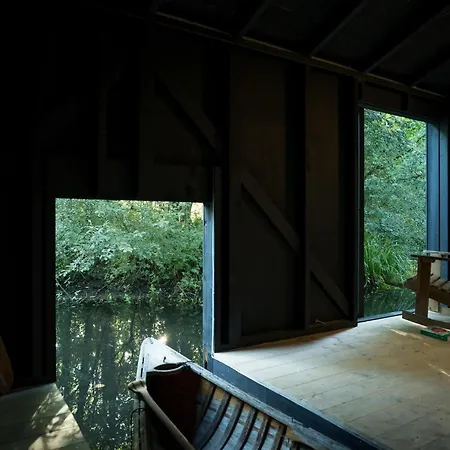 Ecolodge Le Bruit De L'eau Saint-Quentin-en-Tourmont