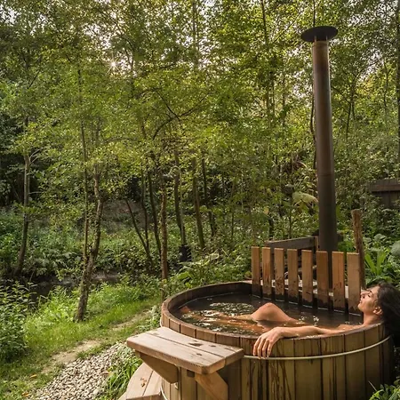 Bed & Breakfast Ecolodge Le Bruit De L'eau 2*