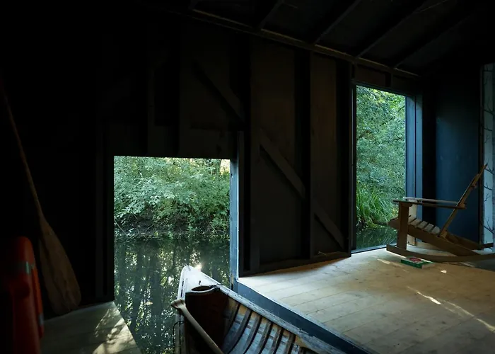 Ecolodge Le Bruit De L'eau Saint-Quentin-en-Tourmont