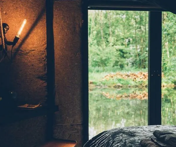 Ecolodge Le Bruit De L'eau Panzió Saint-Quentin-en-Tourmont